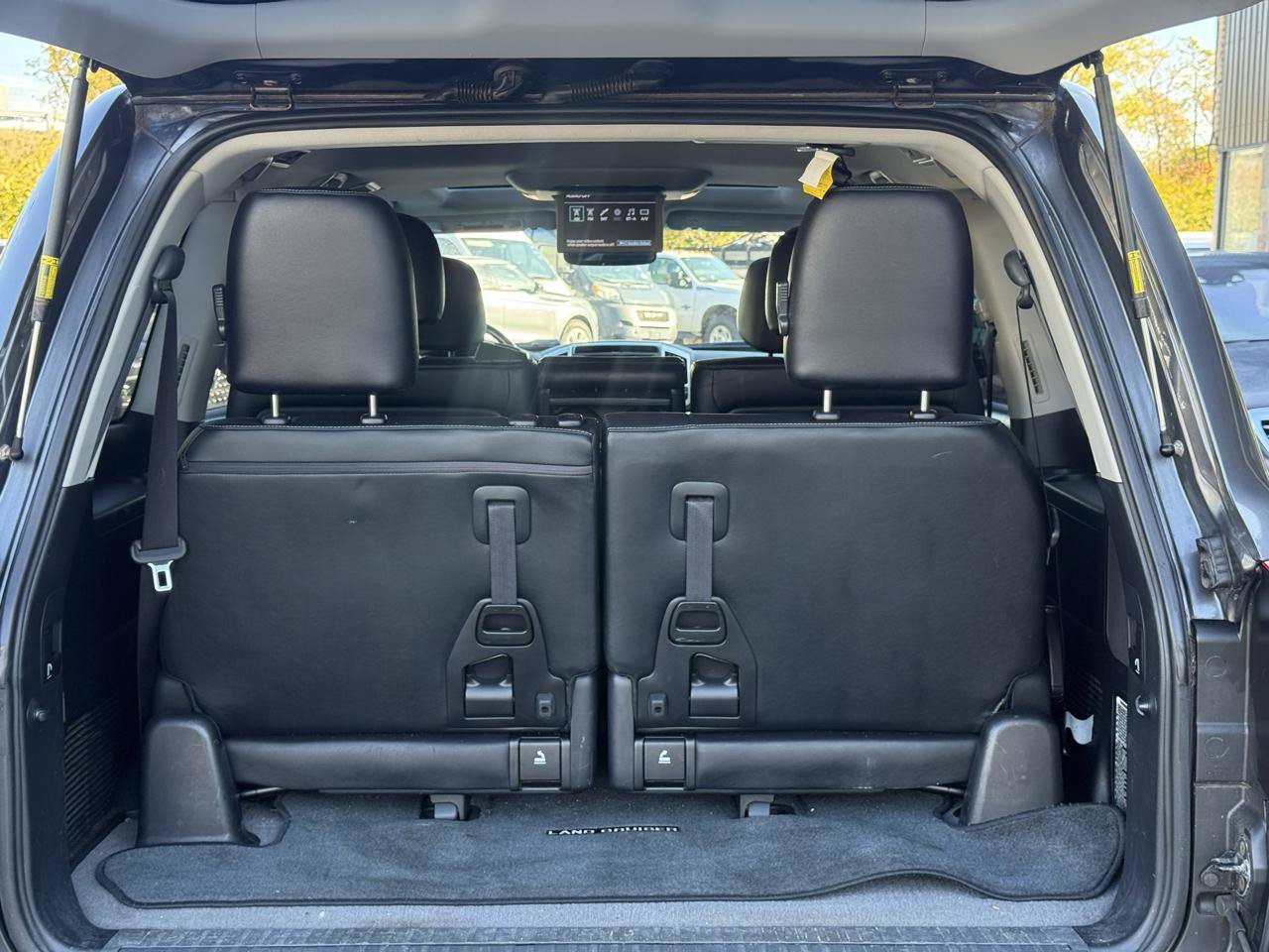 Used 2015 Toyota Land Cruiser AWD/4WD image 22