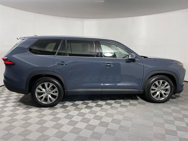 Certified 2024 Toyota Grand Highlander AWD image 8