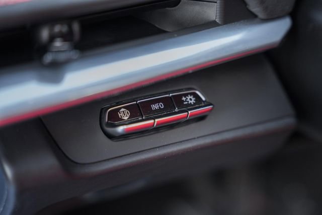 Used 2022 Chevrolet Corvette Stingray Premium Conv w/ Z51 Performance Package image 45