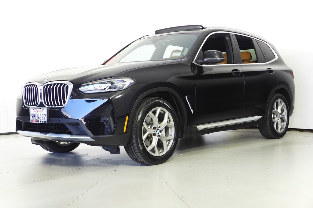 Used 2024 BMW X3 sDrive30i w/ Convenience Package RWD image 2