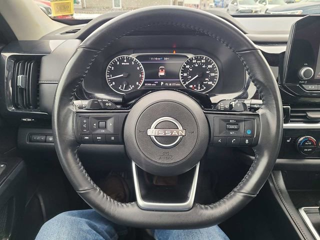 Used 2022 Nissan Pathfinder SV w/ SV Premium Package image 27