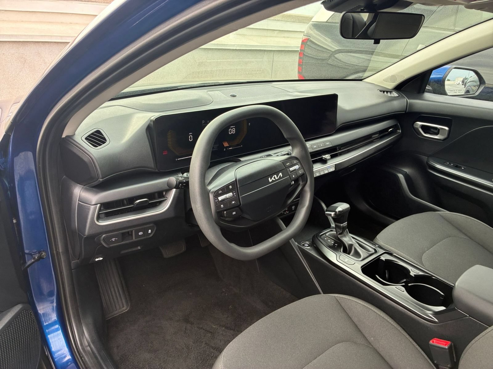 Used 2026 Kia K4 FWD image 34