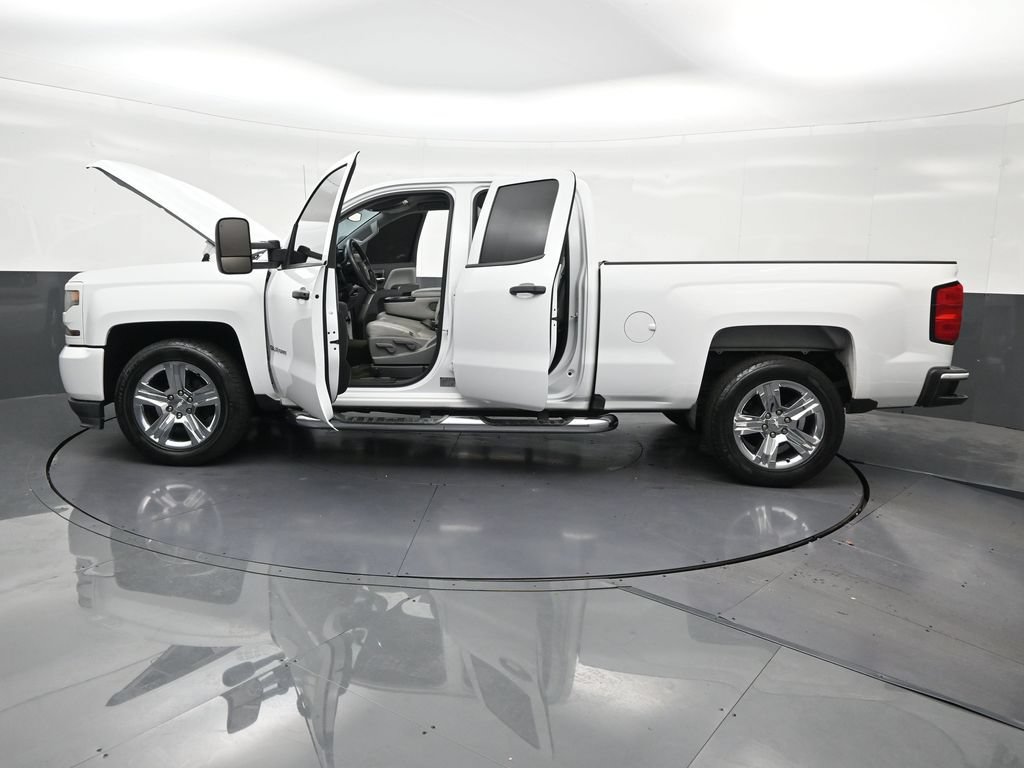 Used 2016 Chevrolet Silverado 1500 Custom w/ Custom Convenience Package RWD image 38