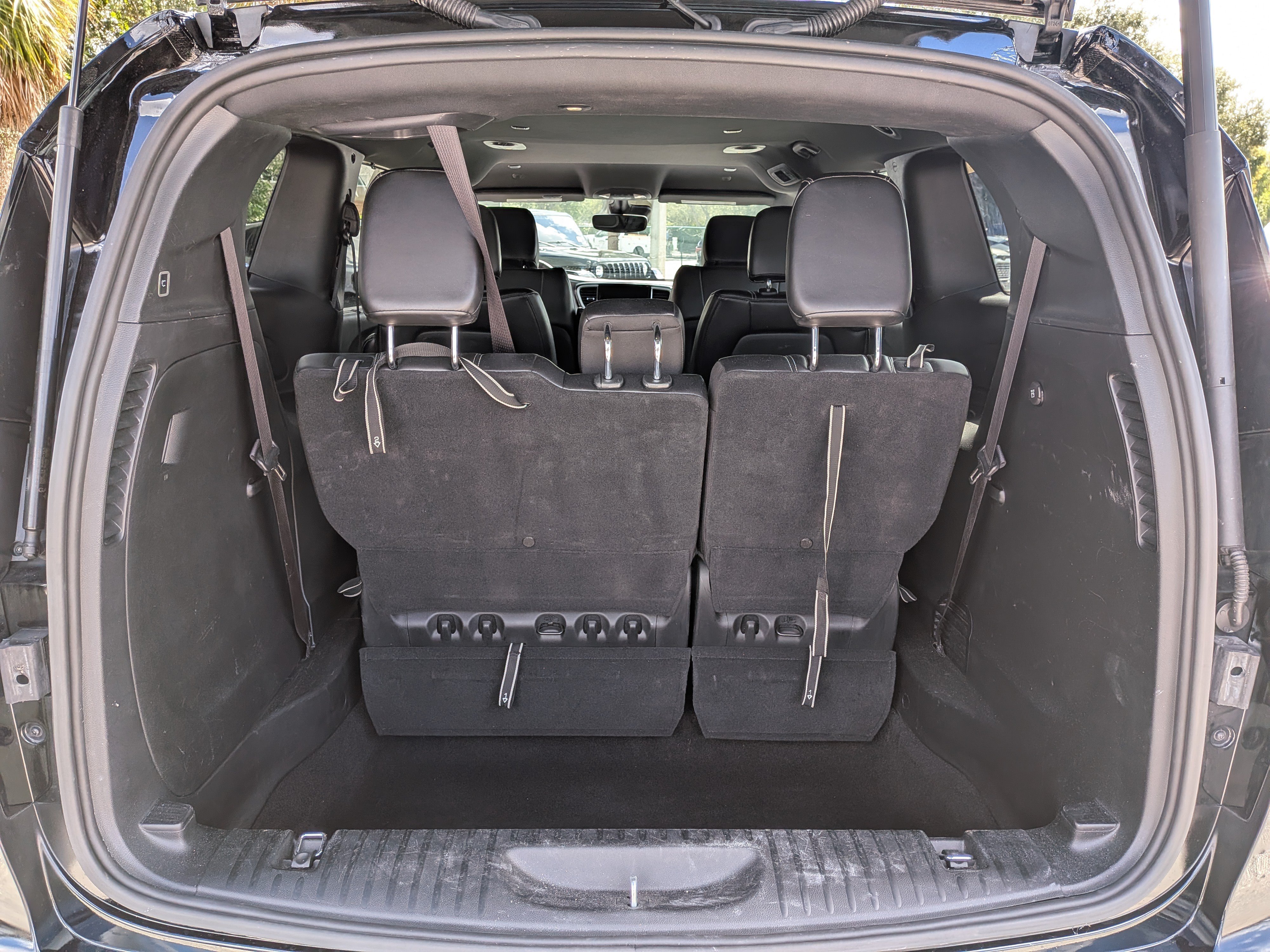 Used 2025 Chrysler Pacifica Select FWD image 13