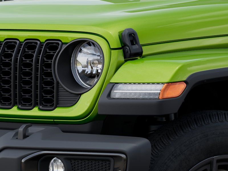 New 2025 Jeep Gladiator Sport AWD/4WD image 11