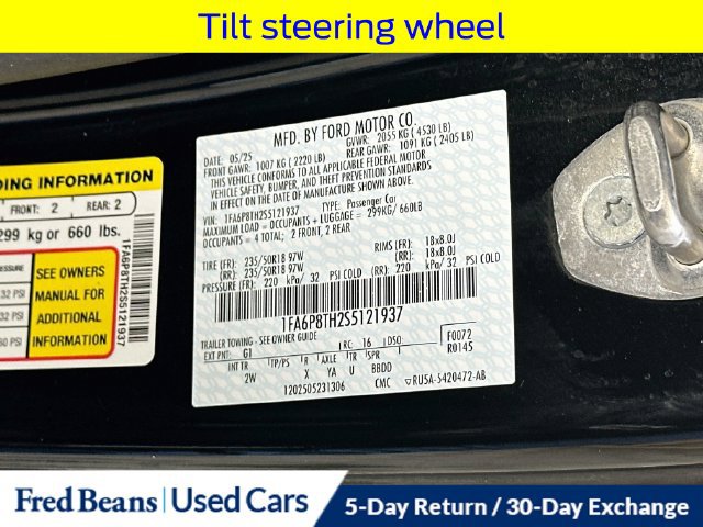 Used 2025 Ford Mustang Coupe RWD image 31