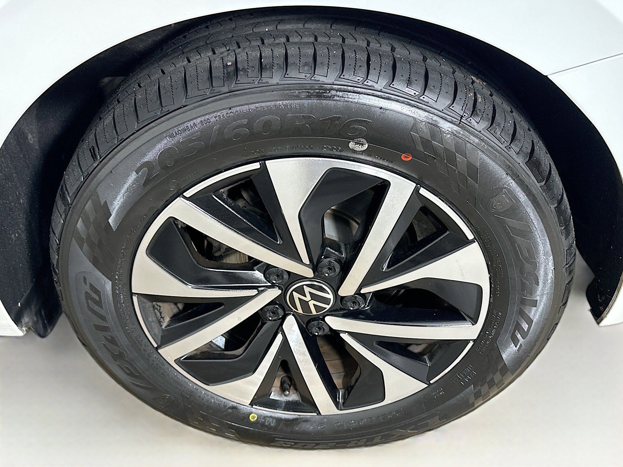 Used 2024 Volkswagen Jetta S image 11