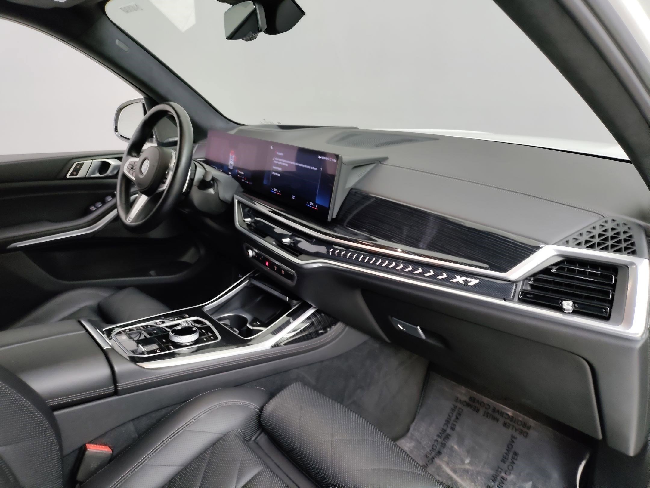 Certified 2023 BMW X7 xDrive40i w/ M Sport Package image 28