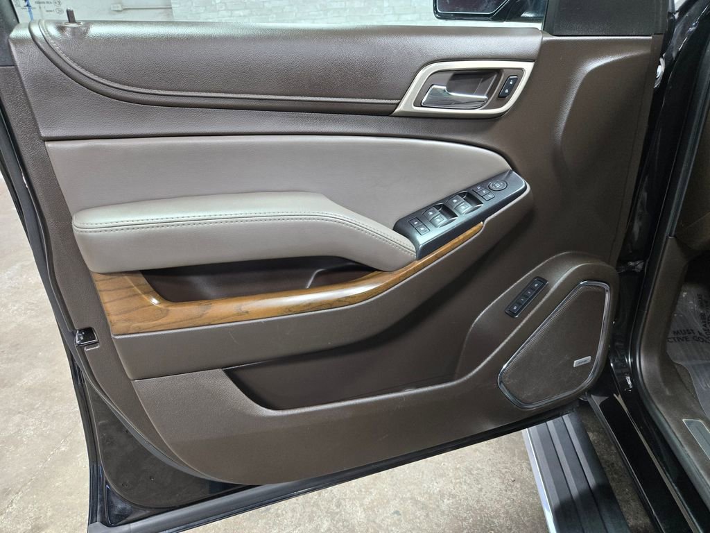 Used 2019 GMC Yukon XL Denali w/ Open Road Package image 8