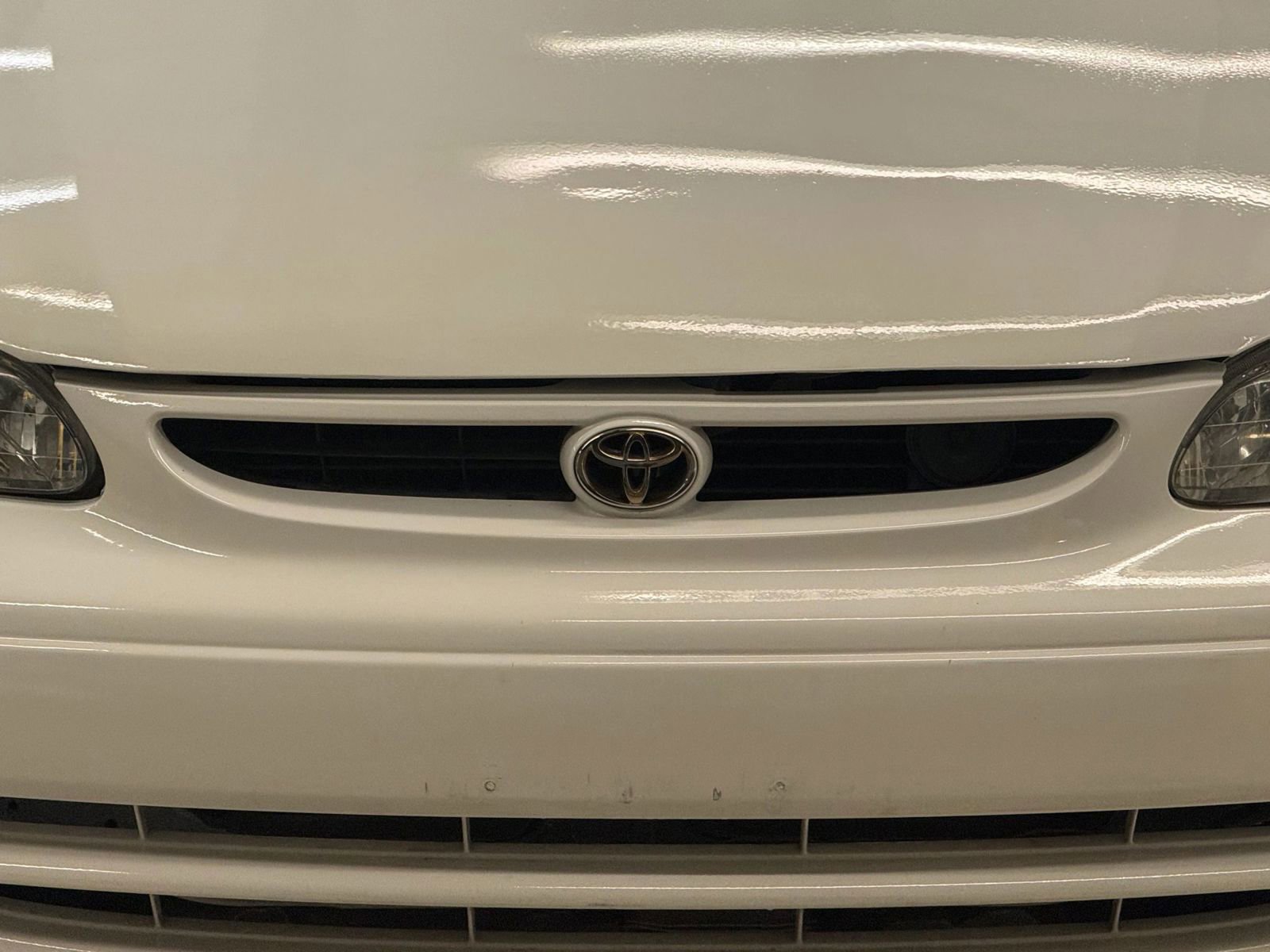 Used 2000 Toyota Corolla VE FWD image 5