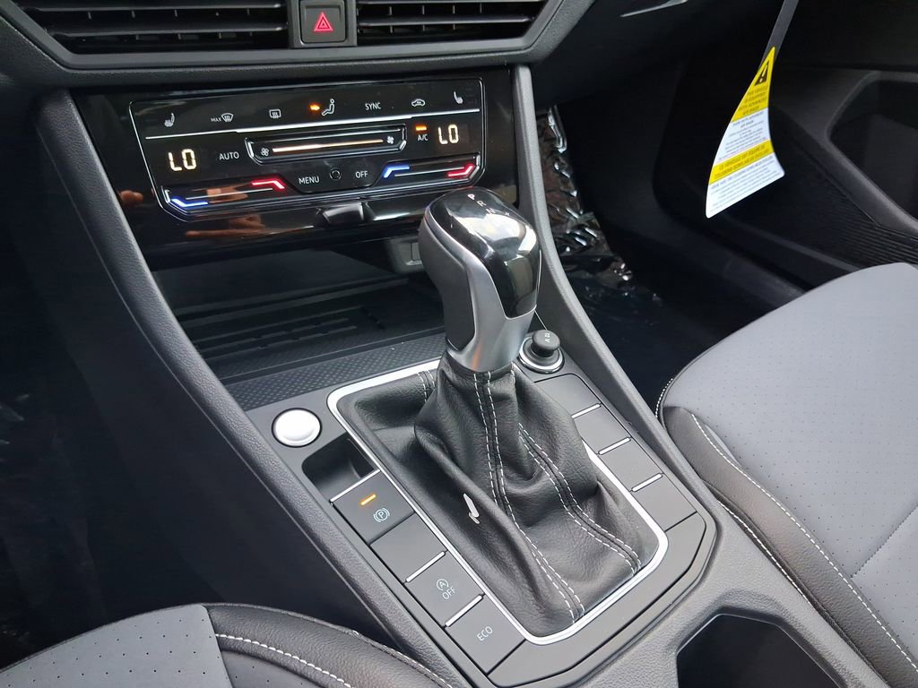 New 2026 Volkswagen Jetta SE image 10