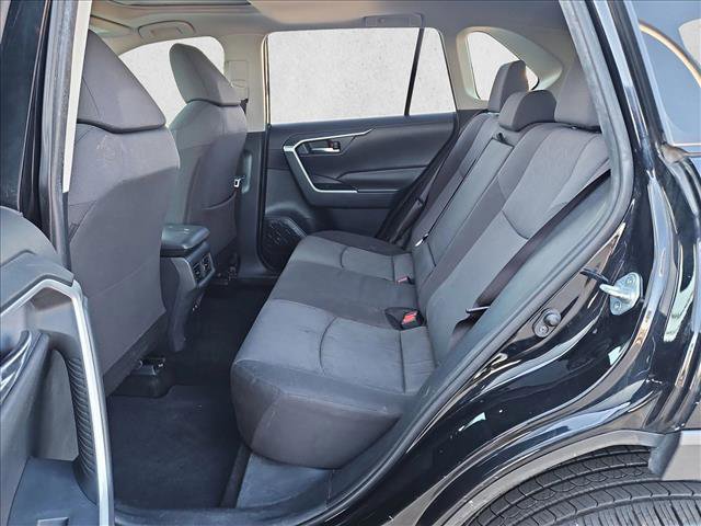 Used 2019 Toyota RAV4 XLE image 18