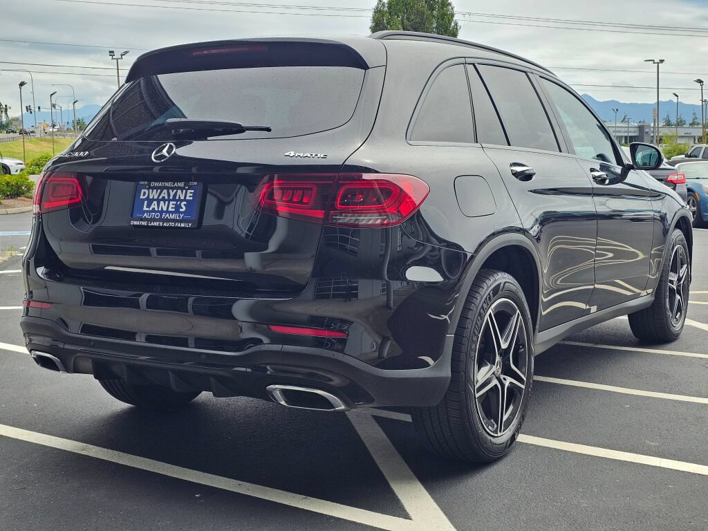 Used 2020 Mercedes-Benz GLC 300 4MATIC image 5