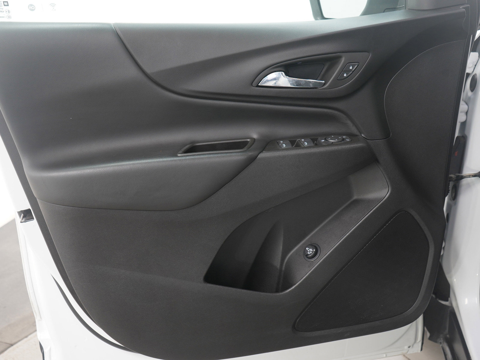 Used 2024 Chevrolet Equinox LT image 21