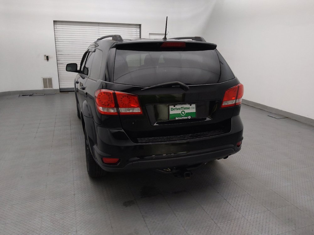 Used 2019 Dodge Journey SE w/ Blacktop Package FWD image 6