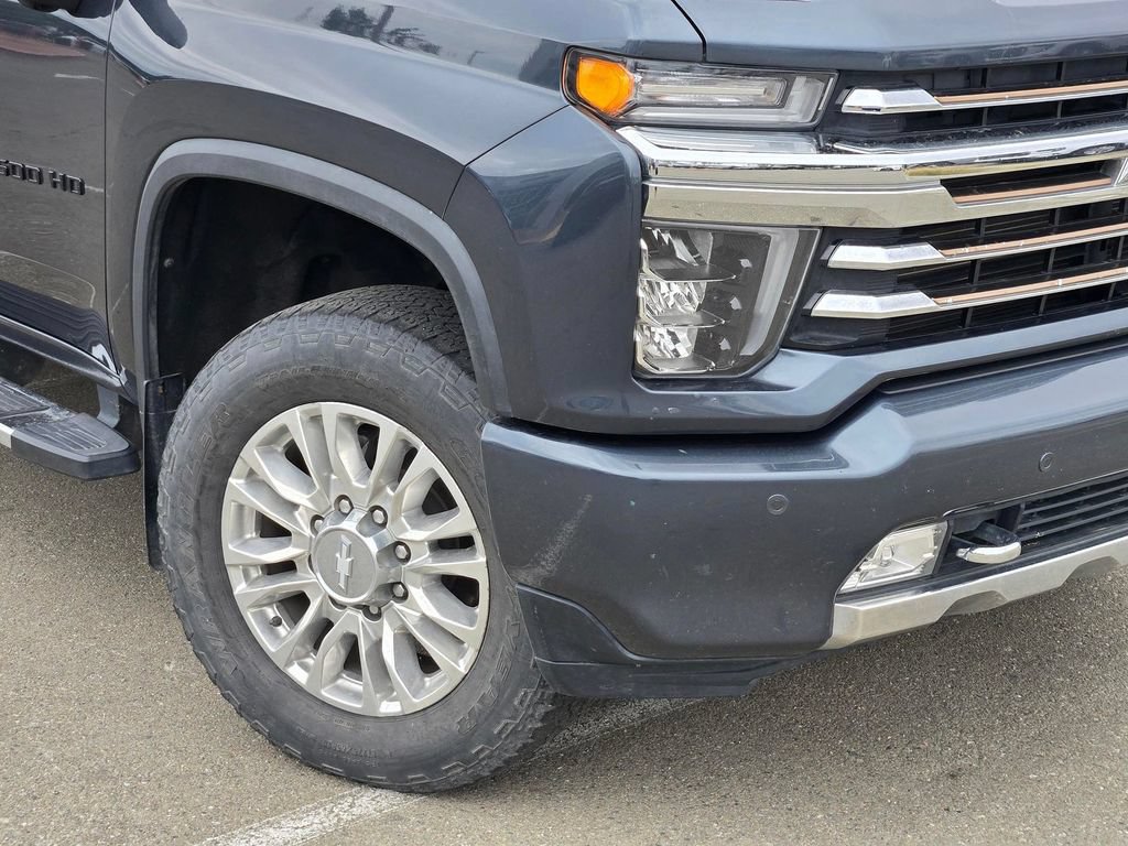 Used 2020 Chevrolet Silverado 3500 High Country w/ Z71 Off-Road Package AWD/4WD image 9