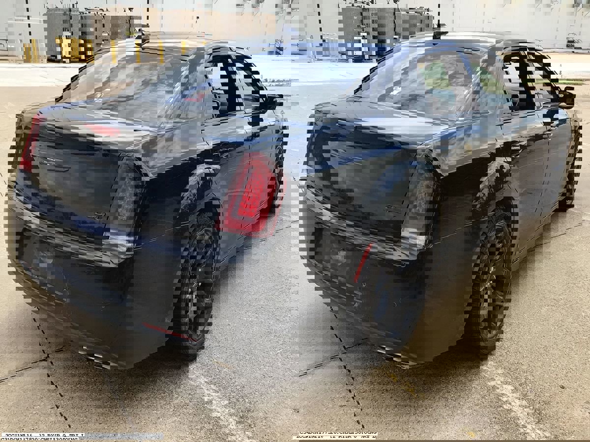 Used 2022 Chrysler 300 Touring L RWD image 5