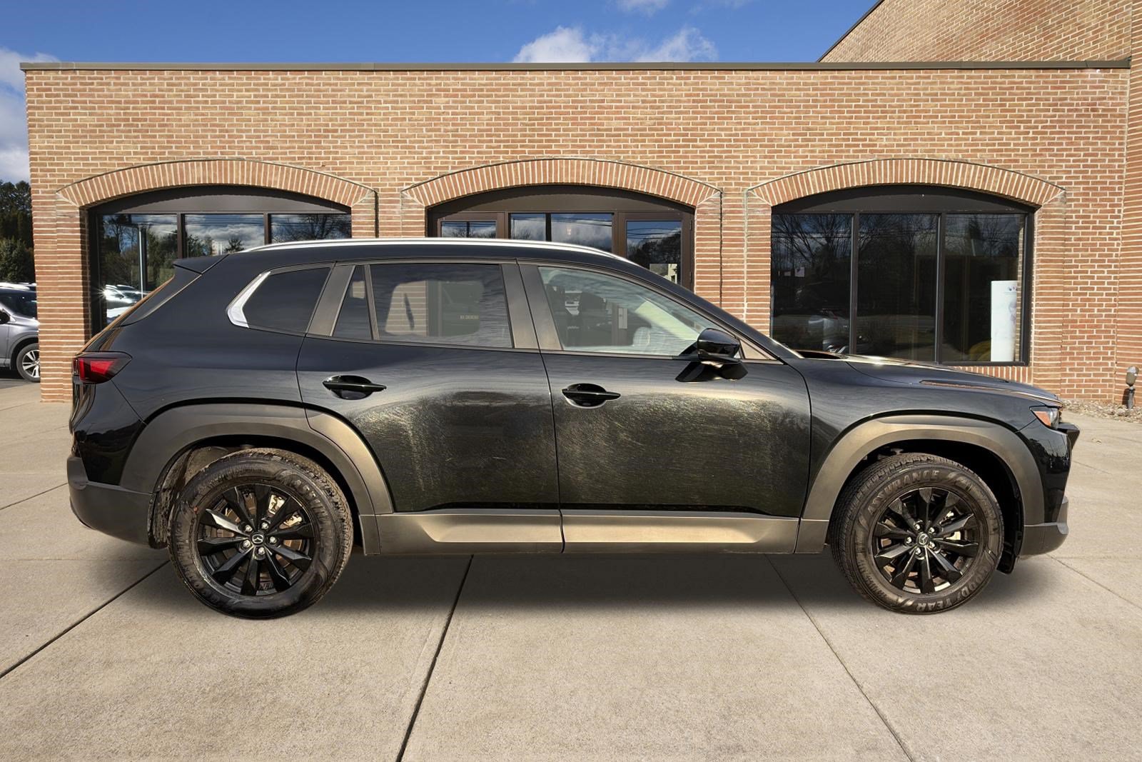 Used 2026 MAZDA CX-50 AWD 2.5 S w/ Preferred Pkg image 2