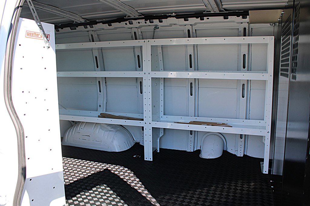 Used 2024 GMC Savana 2500 w/ Driver Convenience Package image 12