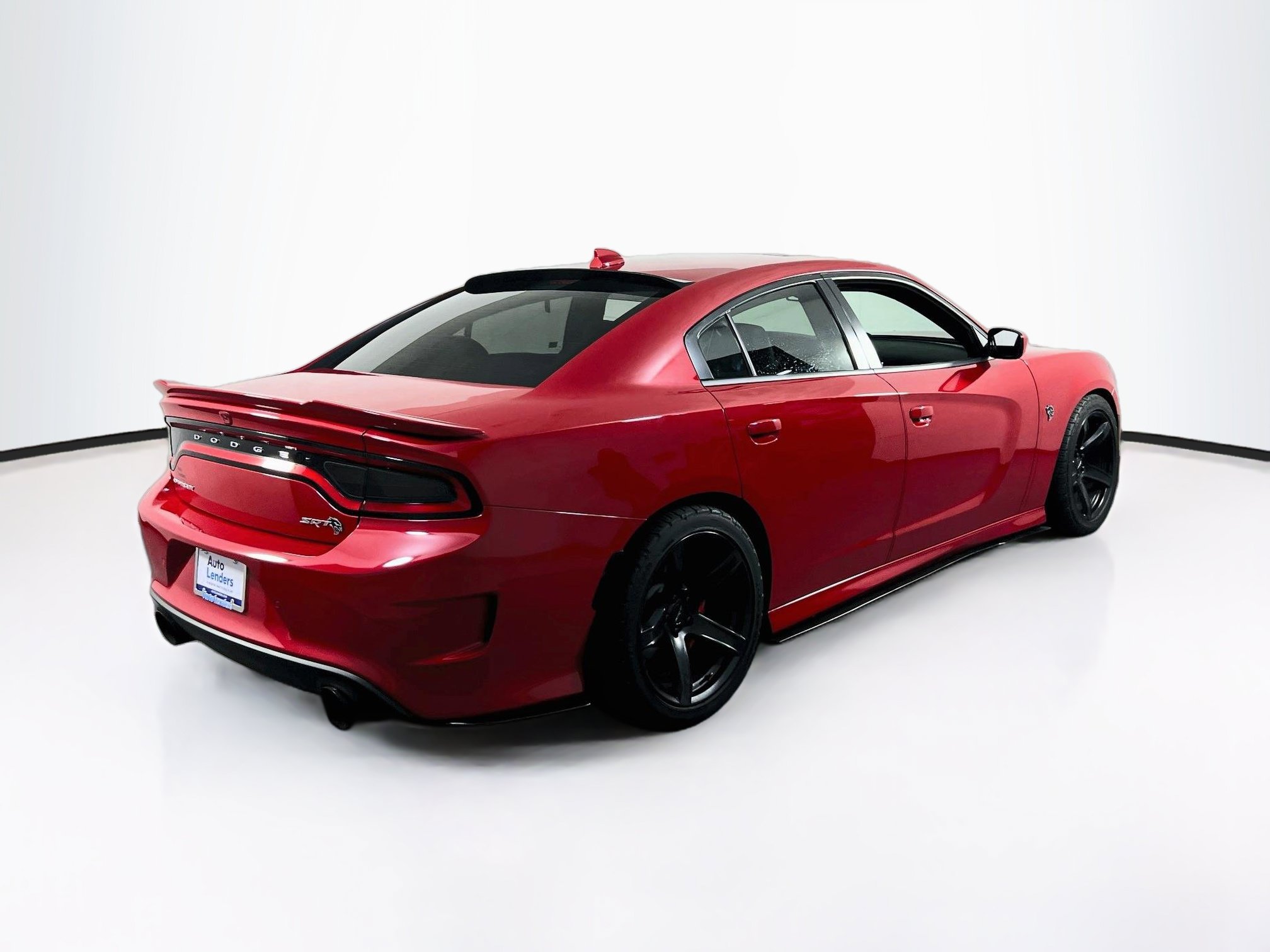 Used 2018 Dodge Charger SRT Hellcat w/ Harman/Kardon Audio Group RWD image 5