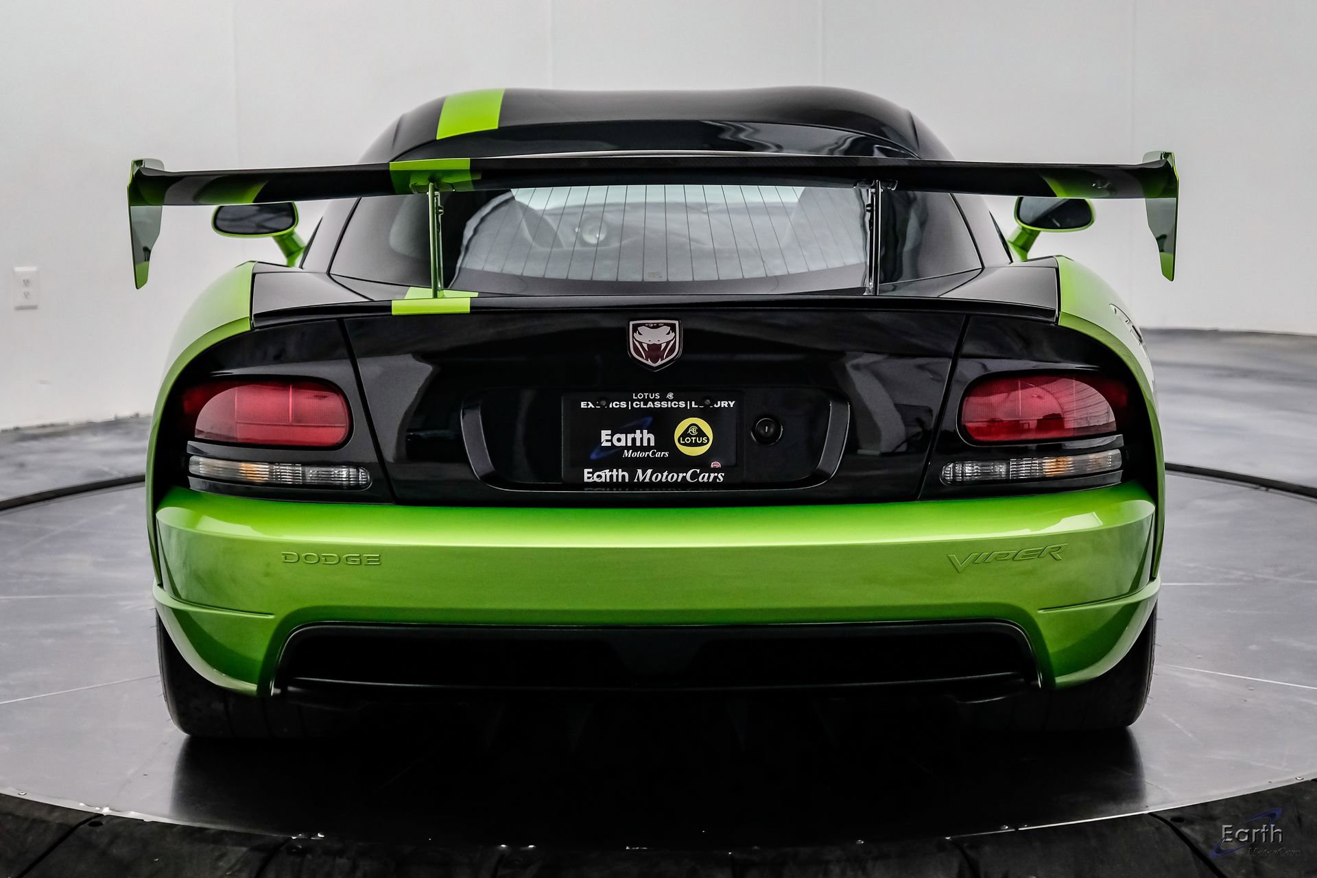 Used 2010 Dodge Viper ACR image 13