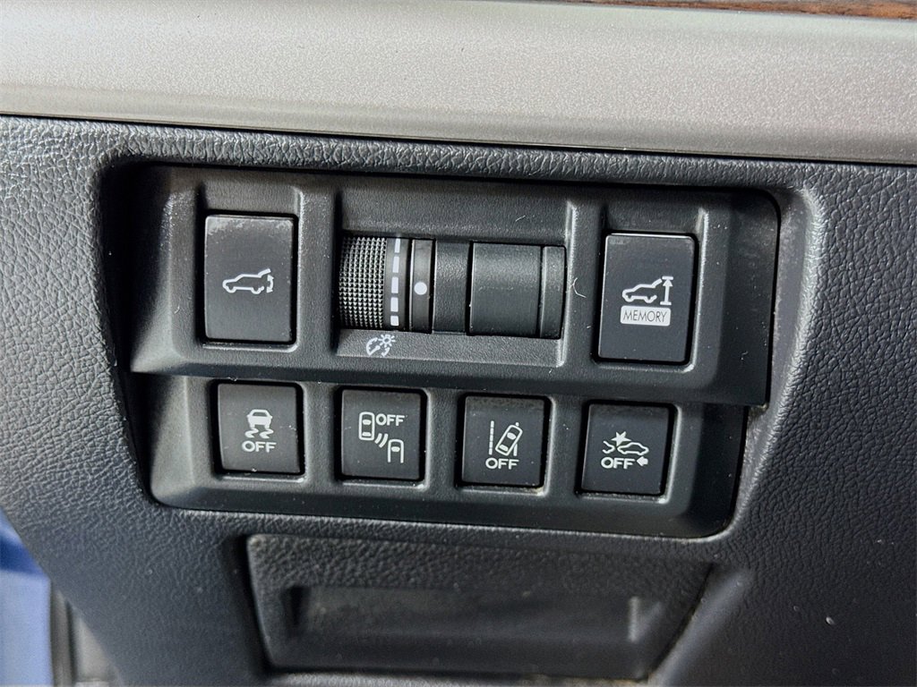 Used 2019 Subaru Outback 2.5i Limited image 17