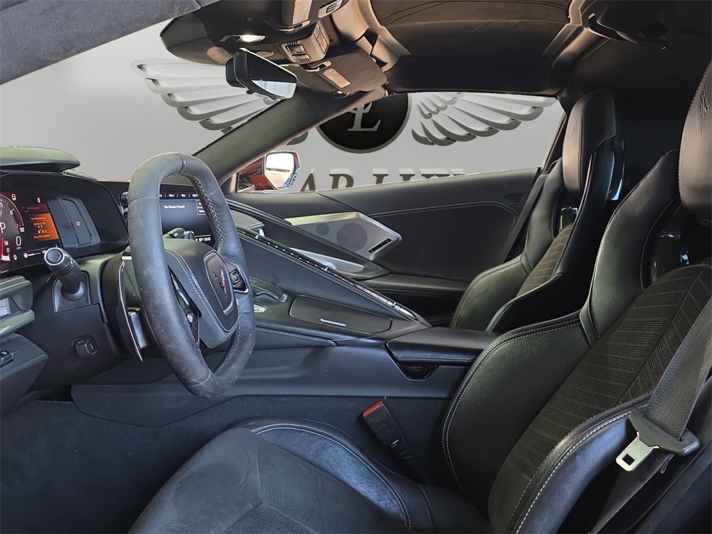 Used 2021 Chevrolet Corvette Stingray Premium Cpe w/ Z51 Performance Package image 9