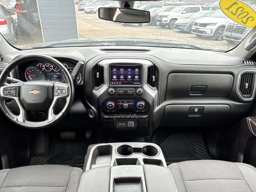 Used 2021 Chevrolet Silverado 1500 LT AWD/4WD image 17
