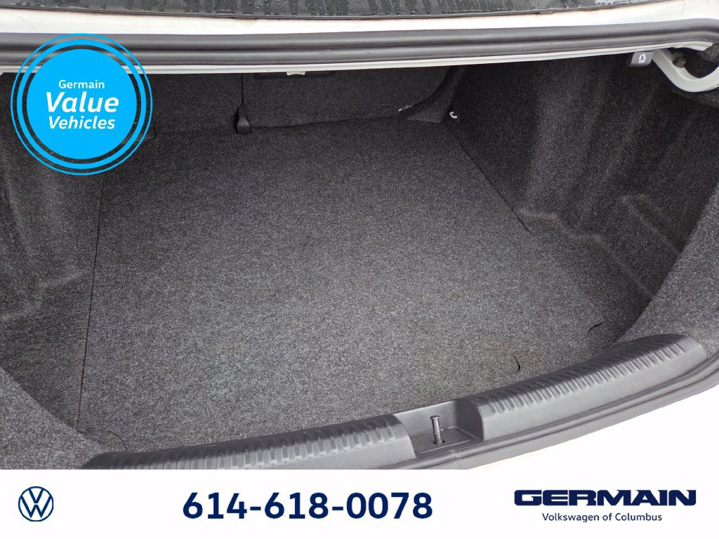 Used 2015 Volkswagen Jetta Sport FWD image 19