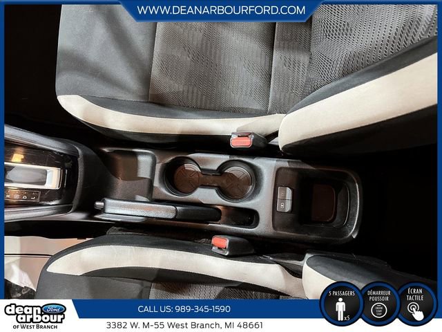 Used 2021 Nissan Versa SV FWD image 13
