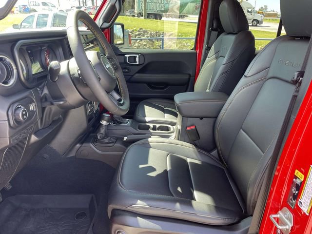 Used 2024 Jeep Gladiator Sport w/ Premium Package image 17