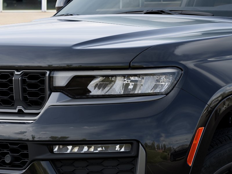 New 2027 Jeep Grand Cherokee Limited AWD/4WD image 10