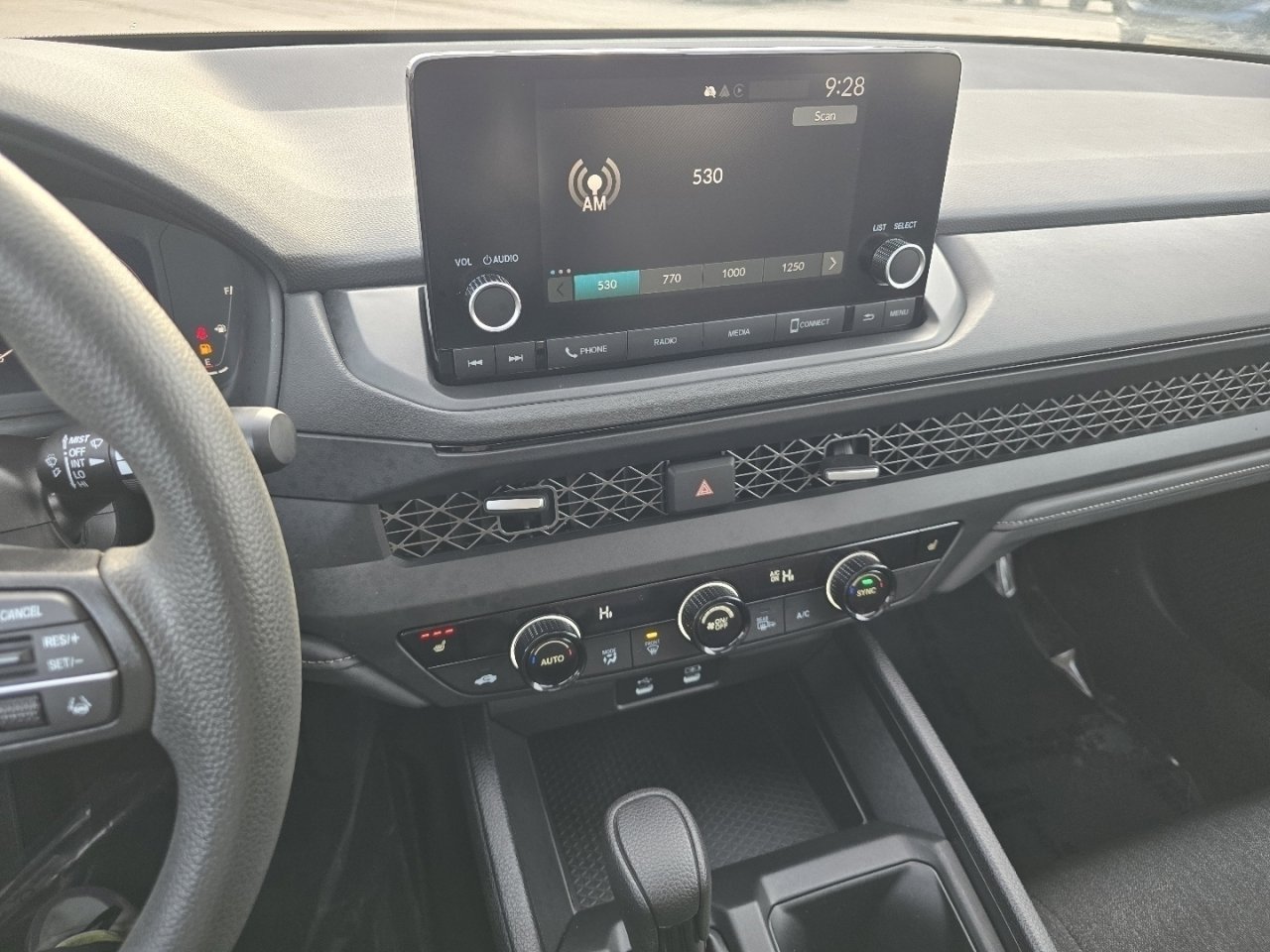 Certified 2024 Honda Accord EX image 29