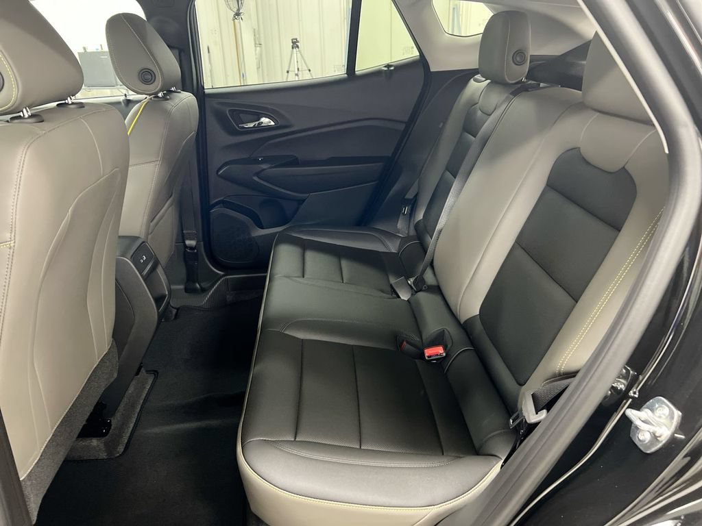 New 2026 Chevrolet Trax ACTIV w/ Driver Confidence Package FWD image 22