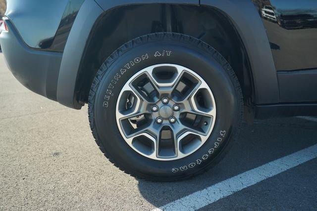 Used 2022 Jeep Cherokee Trailhawk image 44