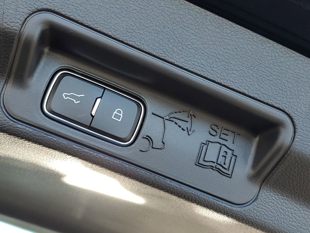 New 2026 Ford Explorer Active w/ Active Comfort Package image 36