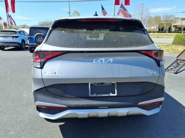 Used 2024 Kia Sportage LX AWD/4WD image 2