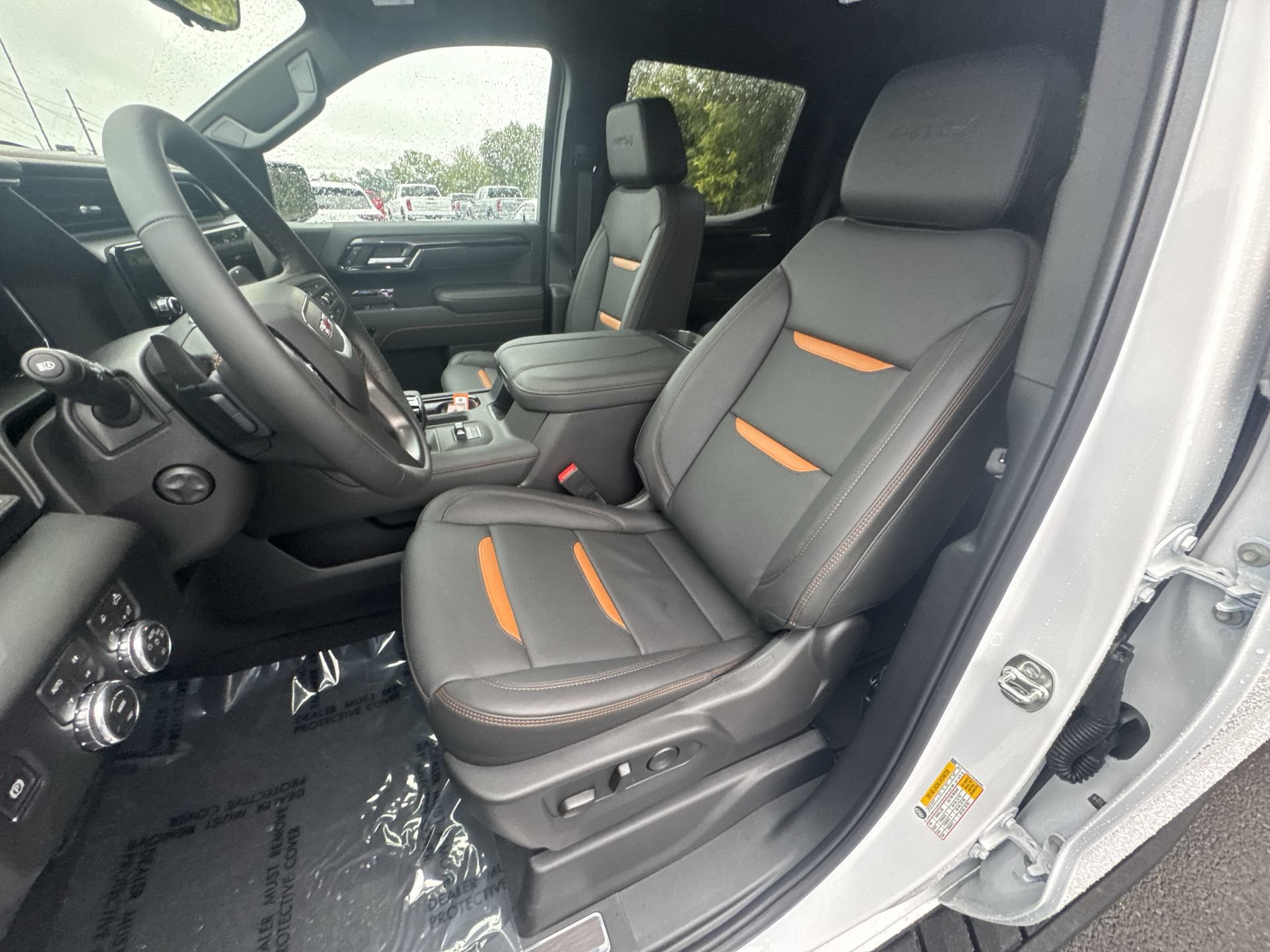 New 2026 GMC Sierra 1500 AT4 w/ AT4 Premium Package AWD/4WD image 13