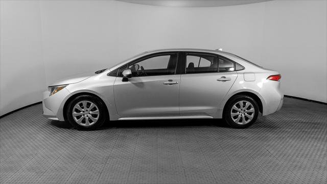 Used 2023 Toyota Corolla LE FWD image 3