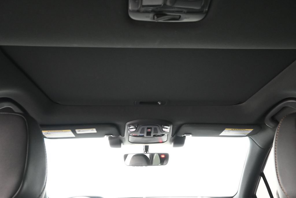 Used 2022 Subaru Outback Wilderness AWD/4WD image 22