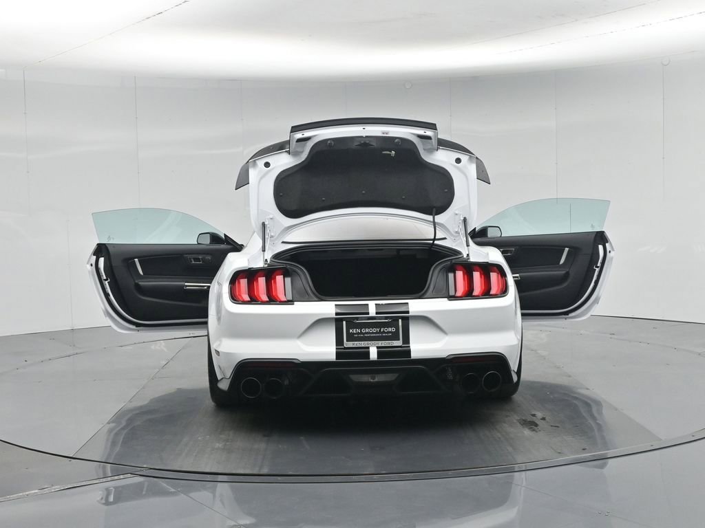 Used 2022 Ford Mustang Shelby GT500 w/ Technology Package RWD image 33