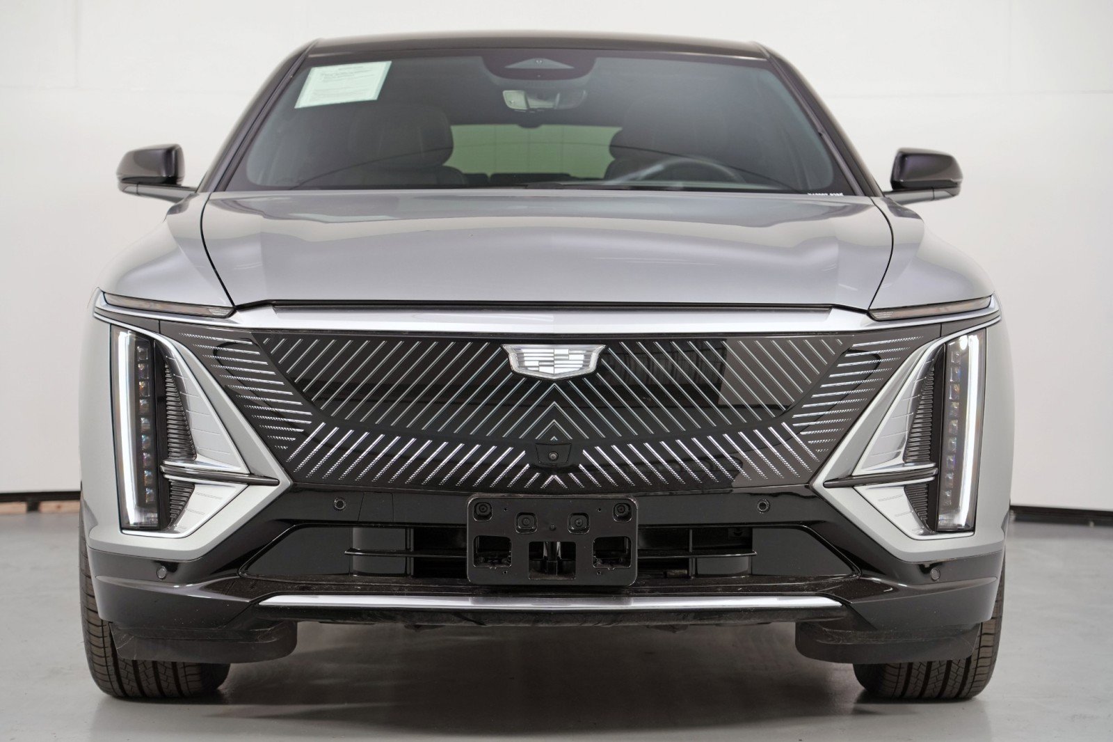 Used 2025 Cadillac Lyriq Luxury image 7