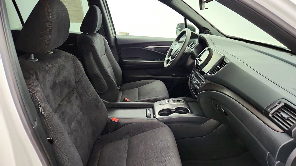 Used 2022 Honda Pilot Sport image 23