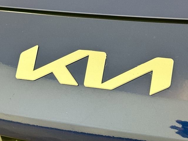 Used 2024 Kia Forte LXS w/ LXS Technology Package image 25