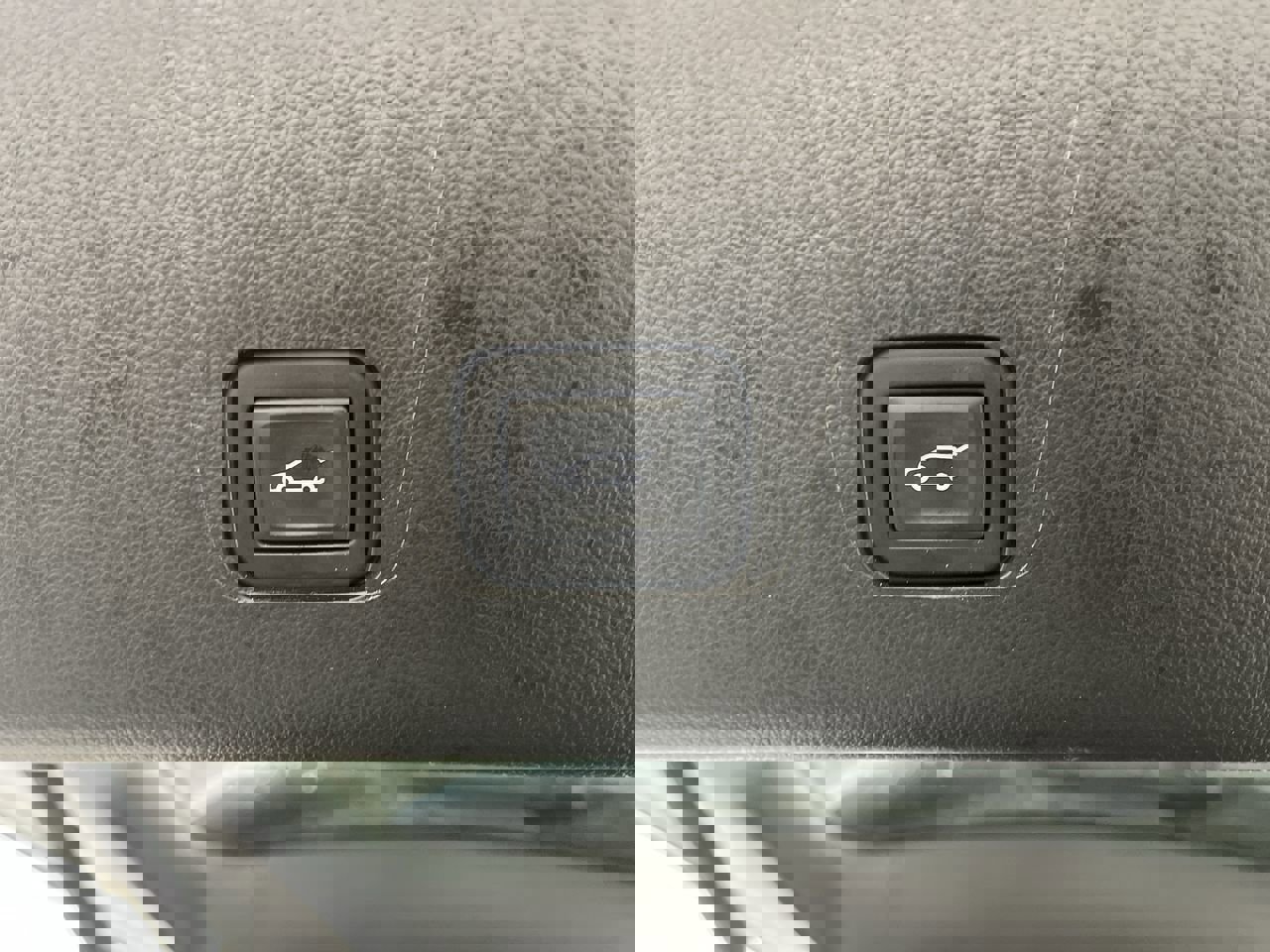 Certified 2023 Chevrolet Traverse LT AWD/4WD image 33