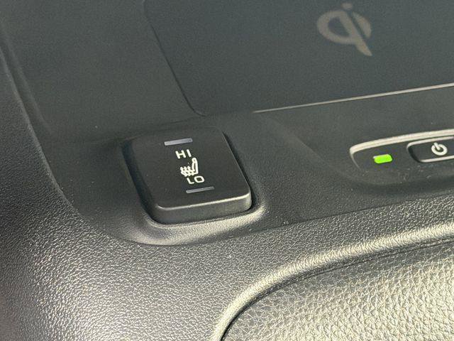 Certified 2025 Toyota Corolla XLE image 18