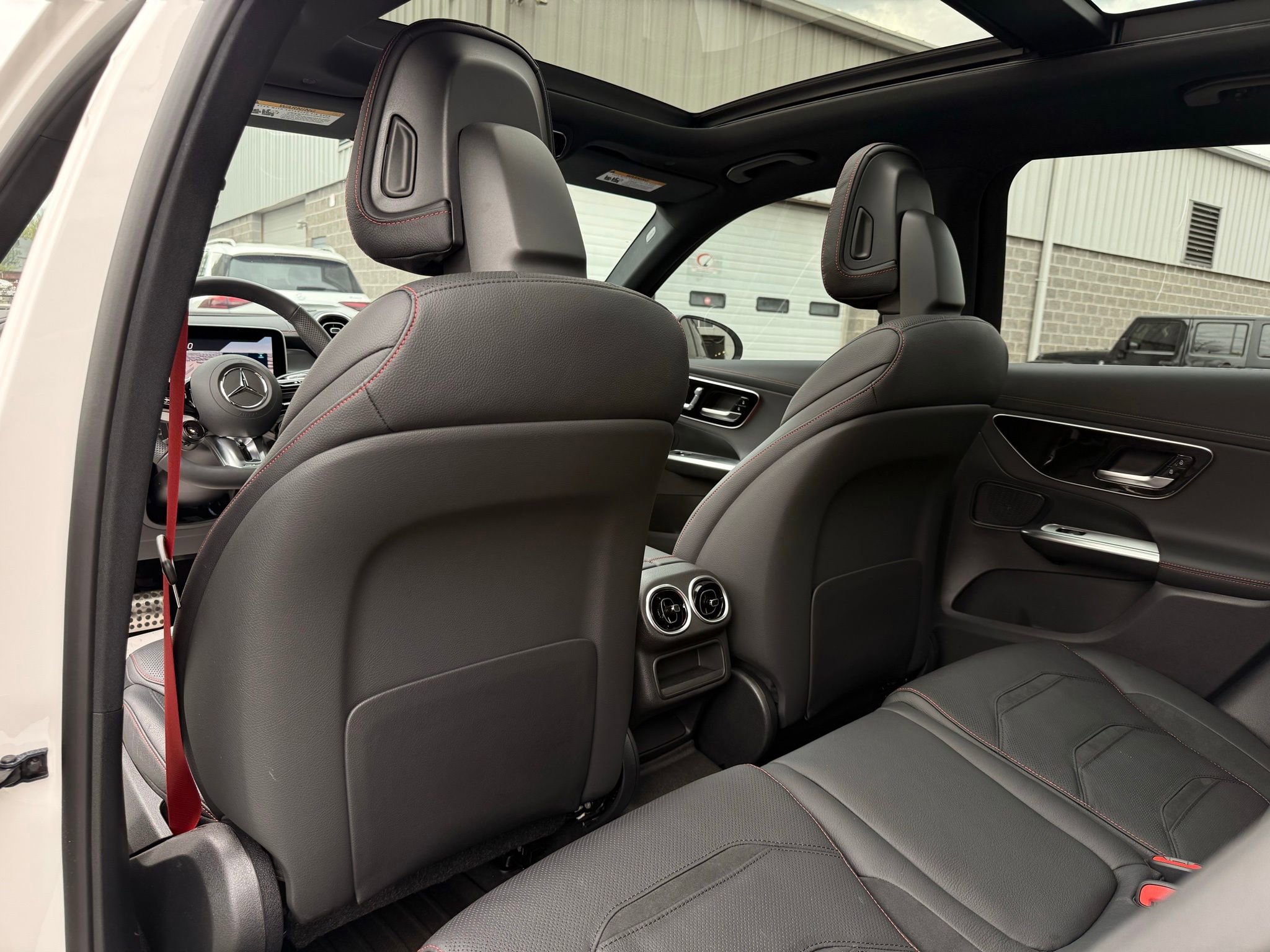 Used 2026 Mercedes-Benz GLC 43 AMG 4MATIC image 21