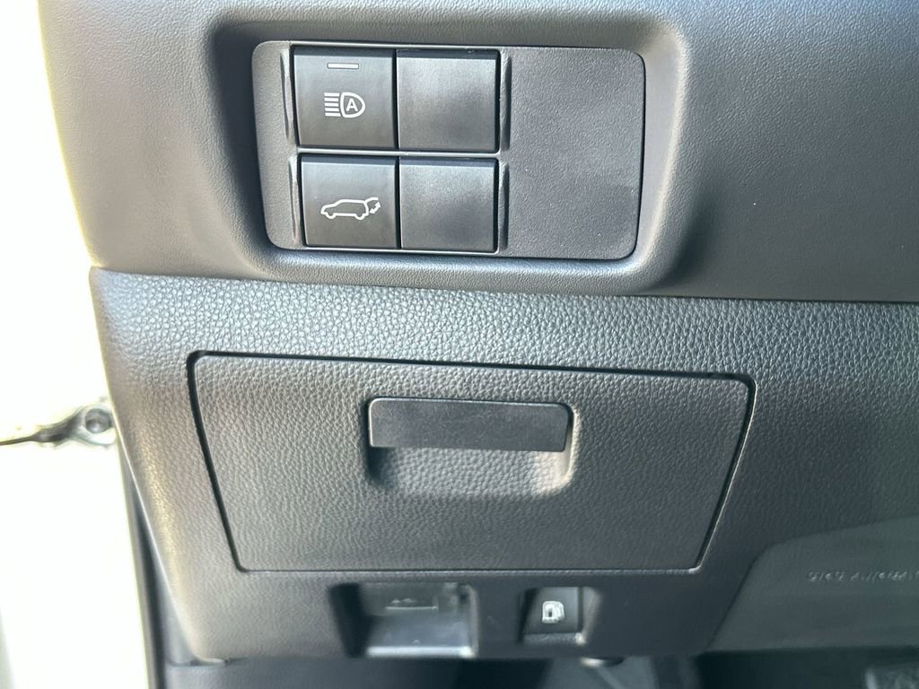 Used 2022 Toyota Highlander XSE image 18