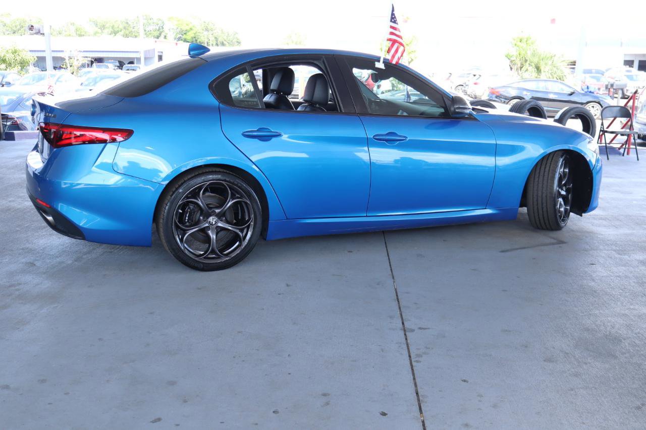 Used 2018 Alfa Romeo Giulia RWD image 6