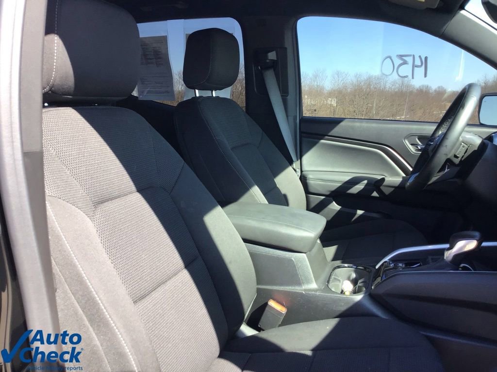 Used 2025 Chevrolet Colorado LT w/ Advanced Trailering Package image 20